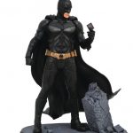 Diamond Select Toys DC Gallery: Batman - Batman from Dark Knight Rises Movie PVC Diorama