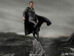 Iron Studios Zack Snyder’s Justice League - Superman Black Suit Art Scale 1/10 Statue - Image 4