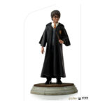 Iron Studios - Harry Potter - Harry Potter Art Scale 1/10 Statue (17cm)