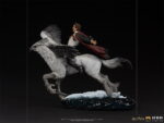 Iron Studios - Harry Potter - Harry Potter and Buckbeak Art Scale 1/10 Statue (30cm) - Image 3