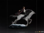 Iron Studios - Harry Potter - Harry Potter and Buckbeak Art Scale 1/10 Statue (30cm) - Image 5
