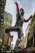 Hot Toys - Spider-Man: No Way Home Movie Masterpiece Action Figure 1/6 Spider-Man (Black & Gold Suit) 30 cm - Image 3