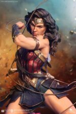 Queen Studios - Wonder Woman Comic Statue 1/4 Wonder Woman Early Bird Version 47 cm - Image 2