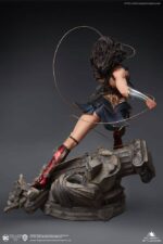 Queen Studios - Wonder Woman Comic Statue 1/4 Wonder Woman Early Bird Version 47 cm - Image 8
