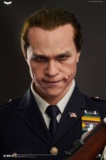 Queen Studios - The Dark Knight Bust 1/1 The Joker (Police Uniform) 87 cm - Image 3