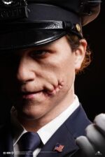 Queen Studios - The Dark Knight Bust 1/1 The Joker (Police Uniform) 87 cm - Image 8