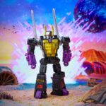 Hasbro - The Transformers Generations Legacy Deluxe Action Figure 2022 Kickback 14 cm - Image 2