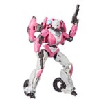 Hasbro - Transformers: Bumblebee Studio Series Deluxe Class Action Figure 2022 Arcee 11 cm
