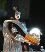 Knucklebonz - Kiss Rock Iconz Statue 1/9 The Spaceman (Dynasty) 21 cm - Image 3