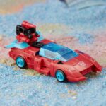 Hasbro - Transformers Generations Legacy Deluxe Class Action Figure Autobot Pointblank & Autobot Peacemaker 14 cm - Image 2