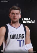 Enterbay - NBA Collection Real Masterpiece Action Figure 1/6 Luka Doncic 30 cm (Limited to 5,000pcs)