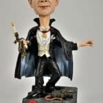 NECA - Universal Monsters Head Knocker Bobble-Head Dracula 20 cm