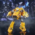 Hasbro - Transformers Generations Studio Series Deluxe Class Action Figure Gamer Edition Bumblebee 11 cm