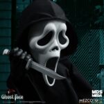 Mezco - Ghost Face MDS Mega Scale Plush Doll Ghost Face 38 cm - Image 4