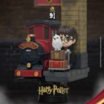 Beast Kingdom - Harry Potter D-Stage PVC Diorama Platform 9 3/4 Standard Version 15 cm