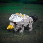 Hasbro - Transformers Generations Legacy Evolution Core Class Action Figure Dinobot Scarr 9 cm - Image 2