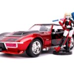 Jada Toys - DC Comics Diecast Model 1/24 1969 Chevy Corvette Stingray with Figure