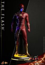 Hot Toys - The Flash Movie Masterpiece Action Figure 1/6 The Flash 30 cm - Image 8