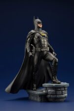 Kotobuyika - DC Comics ARTFX PVC Statue 1/6 The Flash Movie Batman 34 cm