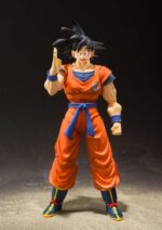 Bandai - Dragon Ball Z S.H. Figuarts Action Figure Son Goku (A Saiyan Raised On Earth) 14 cm