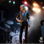 Knucklebonz - Queen Rock Iconz Statue Roger Taylor II (Sheer Heart Attack Era) 23 cm (Limited to 3,000 pcs) - Image 4