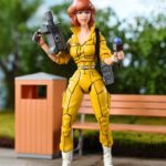 NECA - Teenage Mutant Ninja Turtles (Mirage Comics) Action Figure Ultimate April O'Neil 18 cm