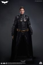 Queen Studios -  The Dark Knight Life-Size Statue Batman Ultimate Edition 207 cm (Limited to 30 pcs) - Image 6