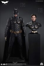 Queen Studios -  The Dark Knight Life-Size Statue Batman Ultimate Edition 207 cm (Limited to 30 pcs)