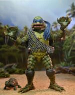 NECA - Universal Monsters x Teenage Mutant Ninja Turtles Scale Action Figure Leonardo as the Creature 18 cm