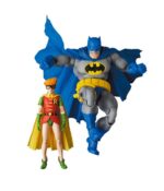 Medicom - The Dark Knight Returns MAF EX Action Figures Batman Blue Version & Robin 11- 16 cm