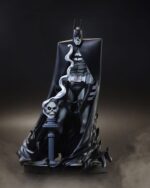 DC Direct Resin Statue 1/10 Batman Black & White by Bill Sienkiewicz 20 cm