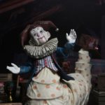 NECA - Krampus Action Figure Der Klown Deluxe Figure 18 cm