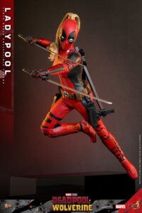 Deadpool & Wolverine Movie Masterpiece Action Figure 1/6 Ladypool 30 cm - Image 3
