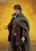 Lord of the Rings S.H. Figuarts Action Figures Frodo Baggins & Gollum - Image 2
