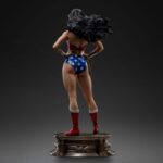 DC Comics Legacy Replica Statue 1/4 Wonder Woman 56 cm - Image 7