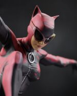 DC Designer Series Statue 1/6 Catwoman by Jock 33 cm - Image 2