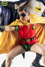 DC Comics PVC Diorama Statue 1/8 Batman & Robin 1966 23 cm - Image 4
