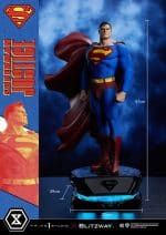 DC Comics Premium Masterline Series Statue 1/4 Superman Justice Comics 57 cm - Image 3
