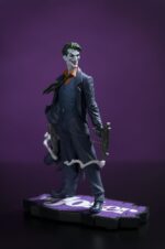 DC Direct Statue 1/10 The Joker Purple Craze: The Joker by Gabriele Dell'Otto Limited Edition 19 cm - Image 4