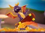Spyro : Year of the Dragon PVC Statue Spyro Skateboard 34 cm - Image 3