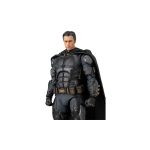 DC Comics MAFEX Action Figure Batman Tactical Suit (Zack Snyder´s Justice League Ver.) 16 cm - Image 2