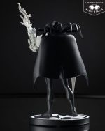DC Direct Batman: Black & White Statue 1/10 Azrael by Joe Quesada 21 cm - Image 4