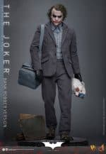 The Dark Knight DX Action Figure 1/6 The Joker (Bank Robber Version) 30 cm - Image 5