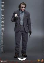 The Dark Knight DX Action Figure 1/6 The Joker (Bank Robber Version) 30 cm - Image 7