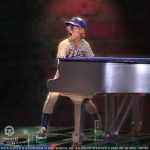 Elton John Iconz Statue 19 cm - Image 4
