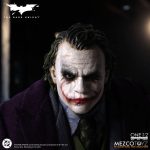 The Dark Knight Action Figure 1/12 Joker 17 cm - Image 4
