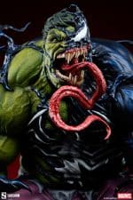 Marvel Premium Format Statue Venomized Hulk 63 cm - Image 5