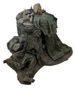 Friday the 13th: The Game Diorama Trenchcoat with Spikes Inferno Room Deluxe Set - Image 6