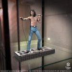 AC/DC Rock Iconz Bon Scott III 22 cm - Image 4