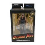 Cobra Kai: Select - John Kreese Deluxe Action Figure & Johny Lawrence Bundle of 2 Figures (18cm) - Image 3